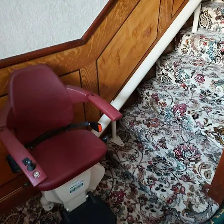 Spacious 4 Bedroom House In Nyaraló *