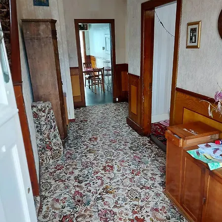 Spacious 4 Bedroom House In Nyaraló Limerick Junction