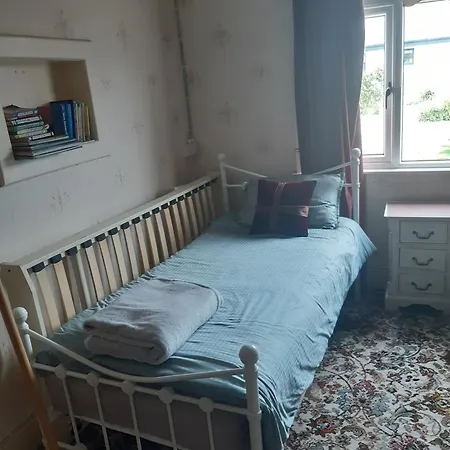 Sunbury House Retreat In *